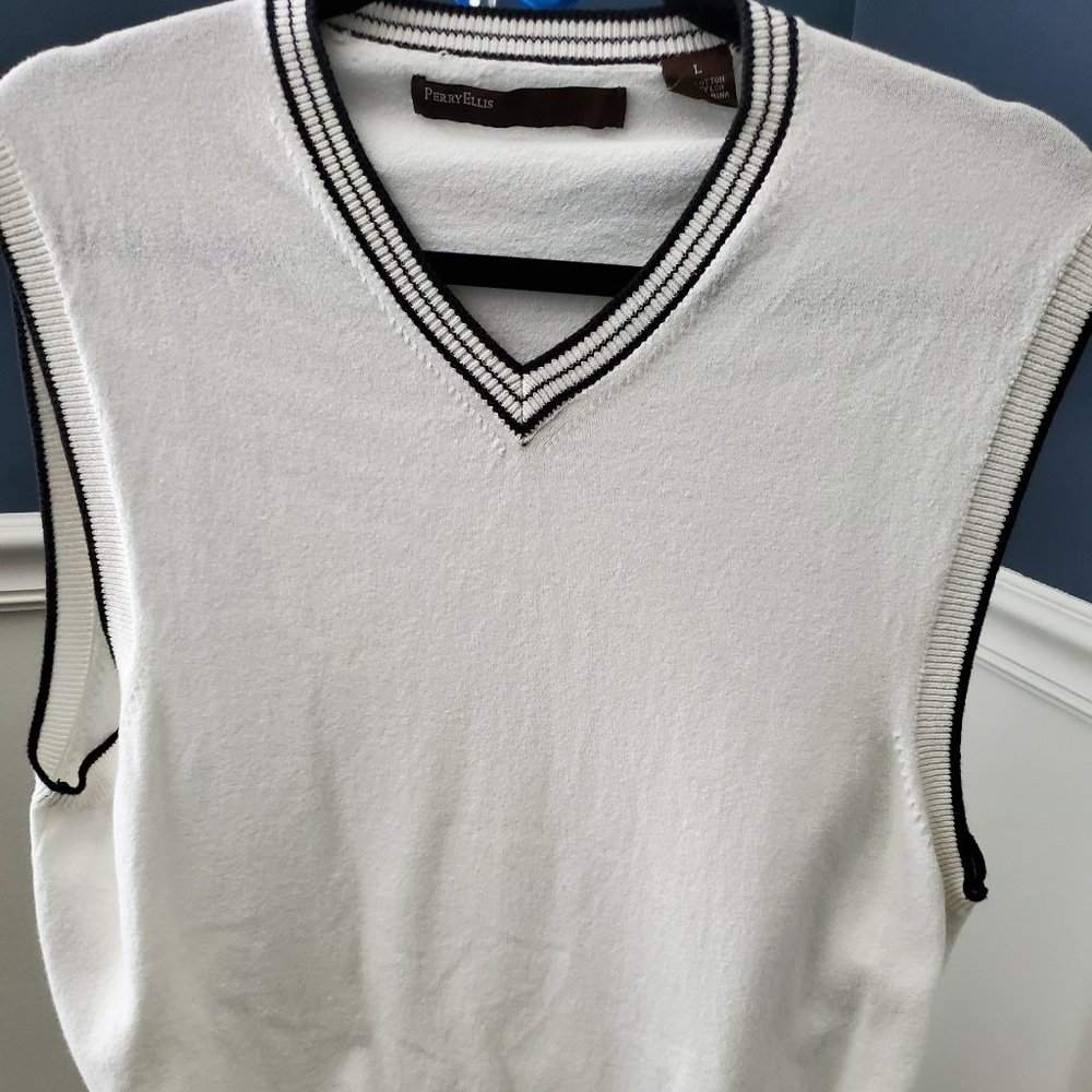 Perry Ellis - Sweater Vest